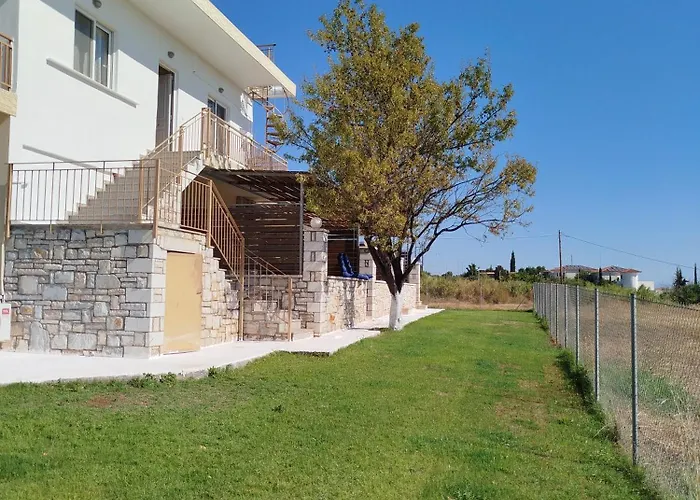 Nereids Apartments-pronoe * Petalídhion