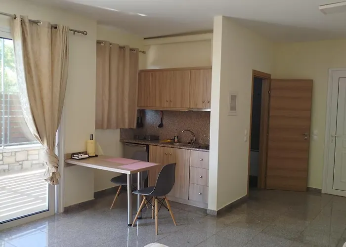 Nereids Apartments-pronoe